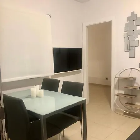 Vv Diderot Beach Apartman *